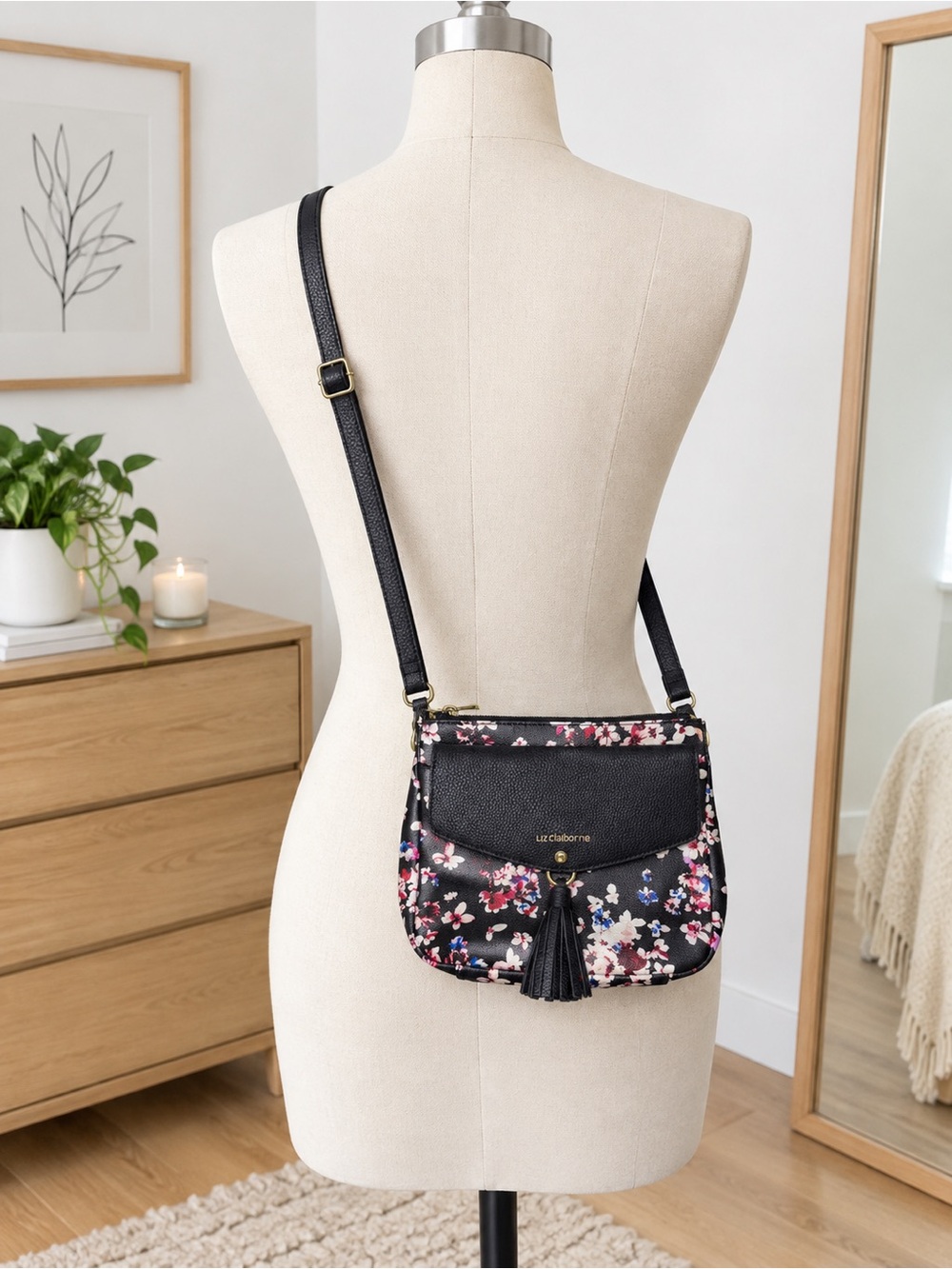 NWT Liz Claiborne Clementine Floral Crossbody Purse